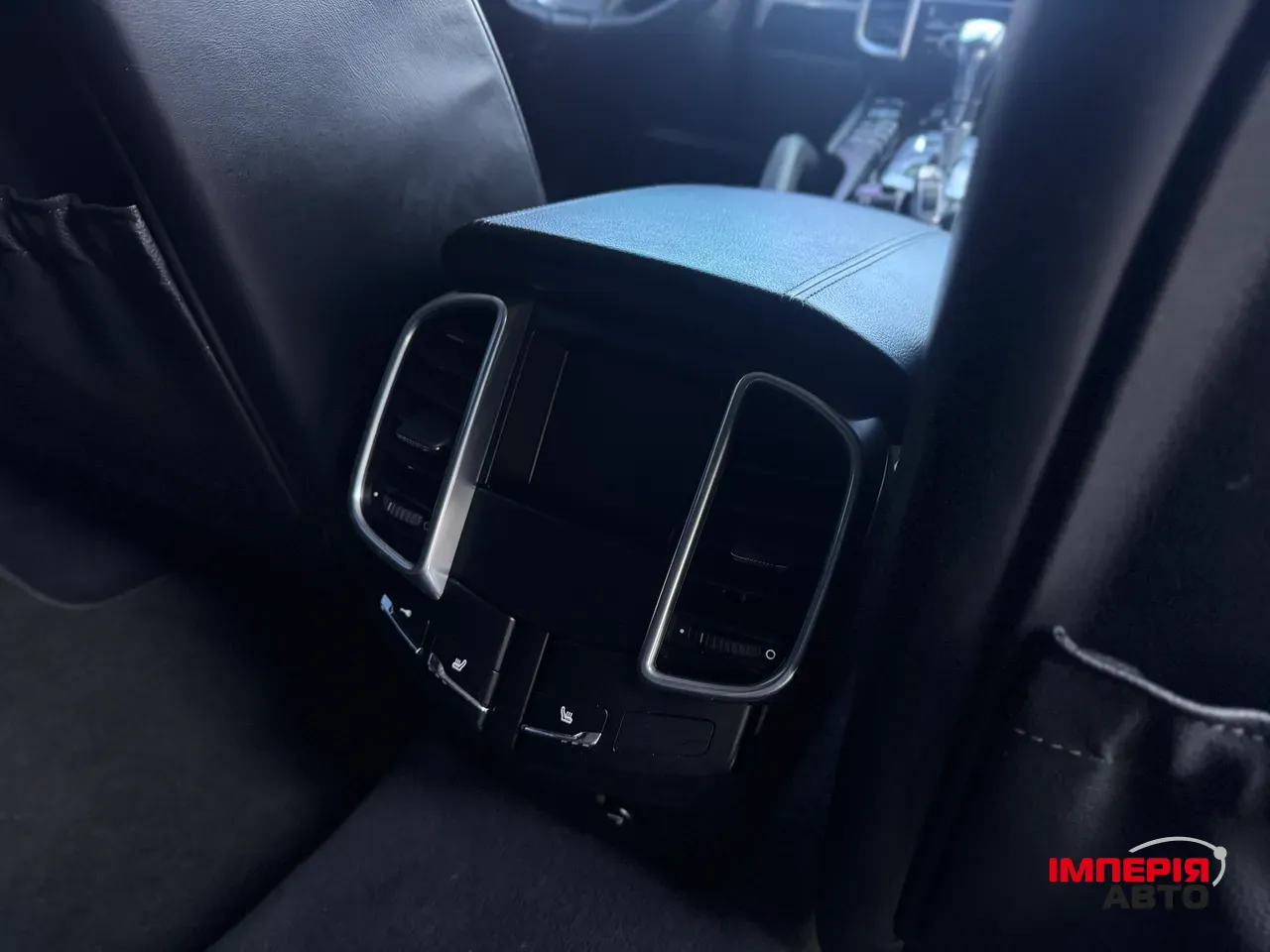 Porsche Cayenne - фото 22