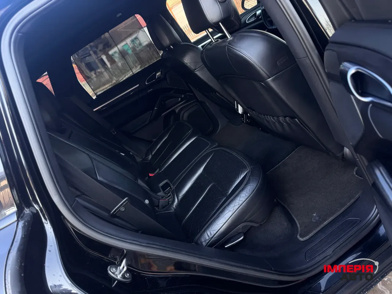 Porsche Cayenne - фото 21