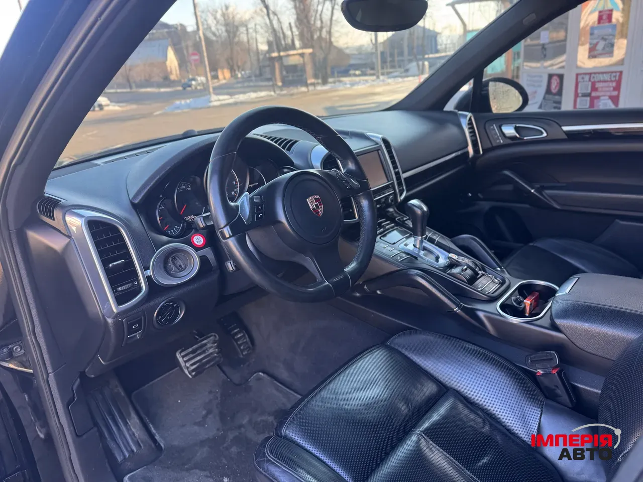 Porsche Cayenne - фото 28