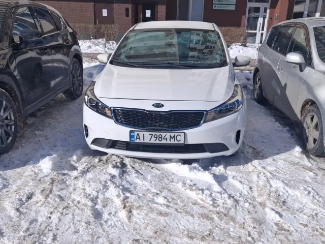 Kia Forte - фото 1