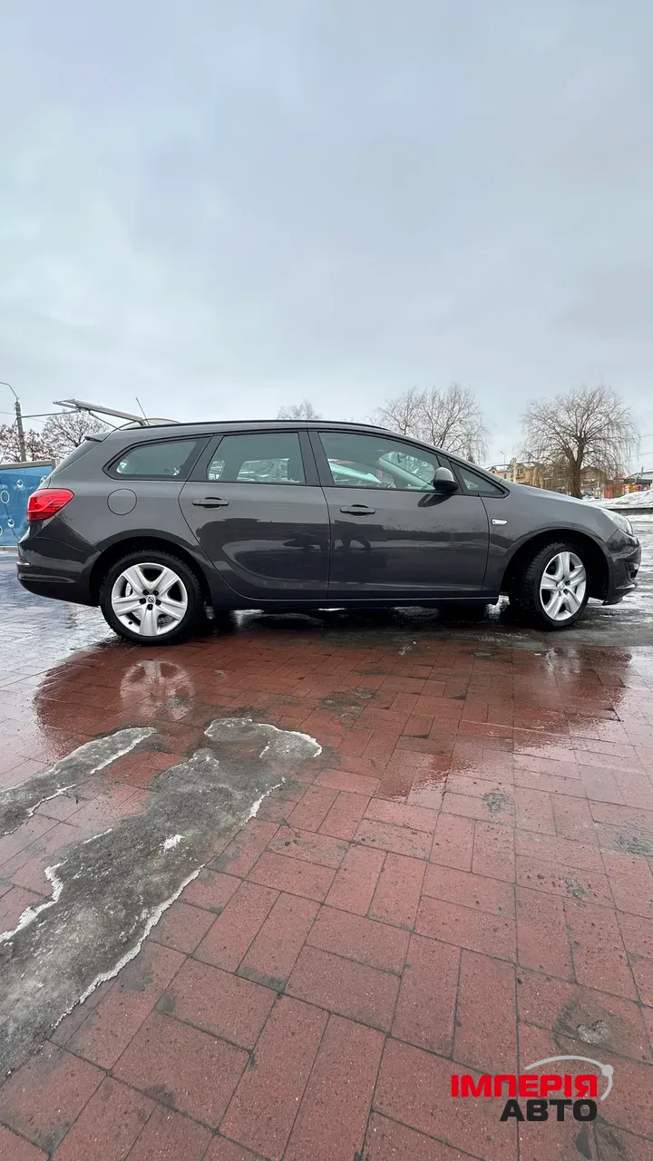 Opel Astra - фото 4