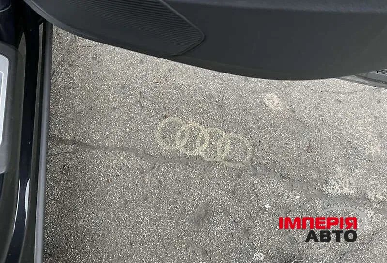 Audi Q7 - фото 24