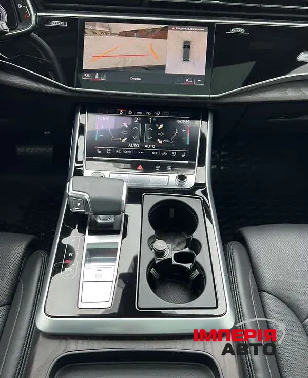 Audi Q7 - фото 18