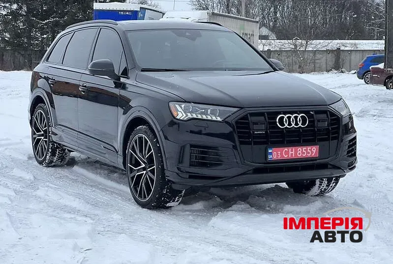 Audi Q7 - фото 6