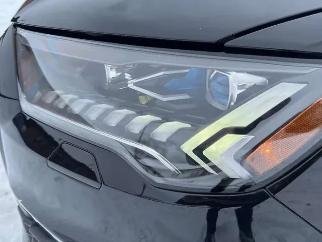 Audi Q7 - фото 4