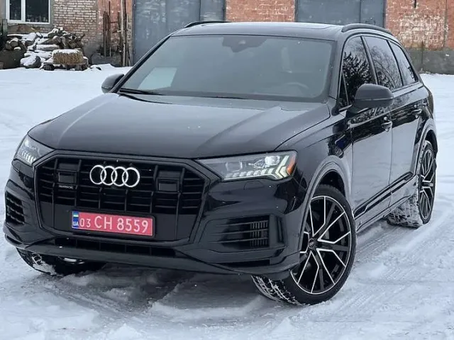 Audi Q7 - фото 2