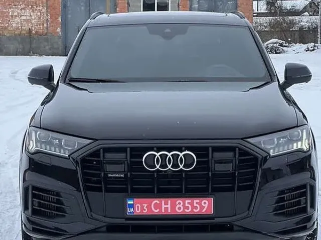 Audi Q7 - фото 5