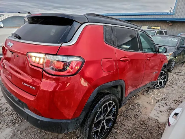 Jeep Compass - фото 2