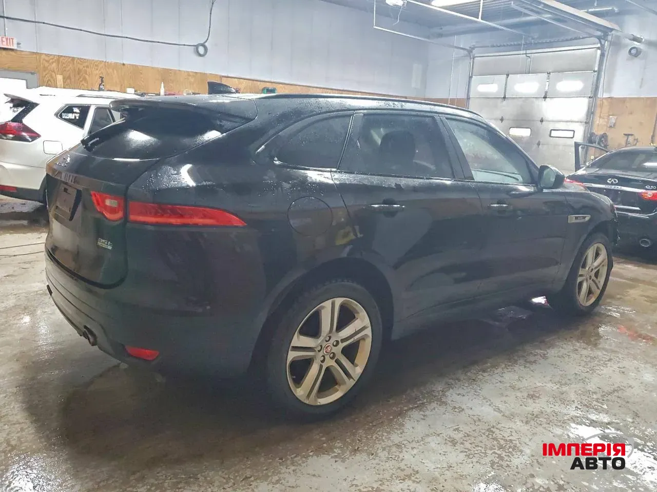 Jaguar F-Pace - фото 3