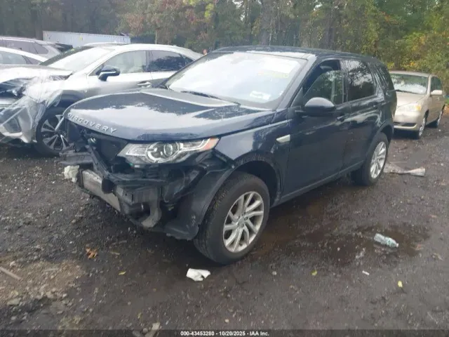 Land Rover Discovery Sport - фото 1