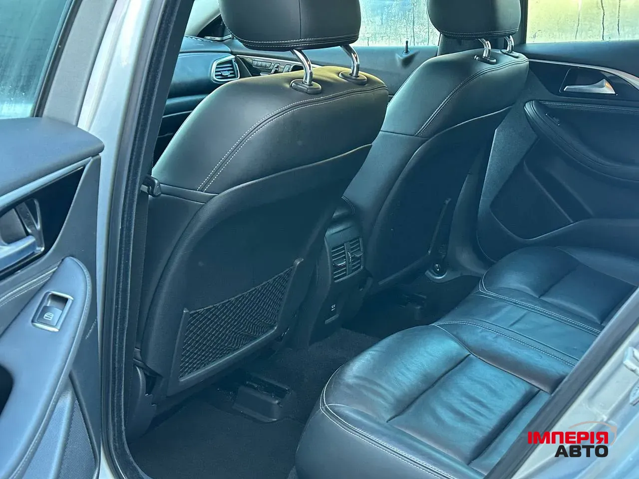 Infiniti QX30 - фото 7