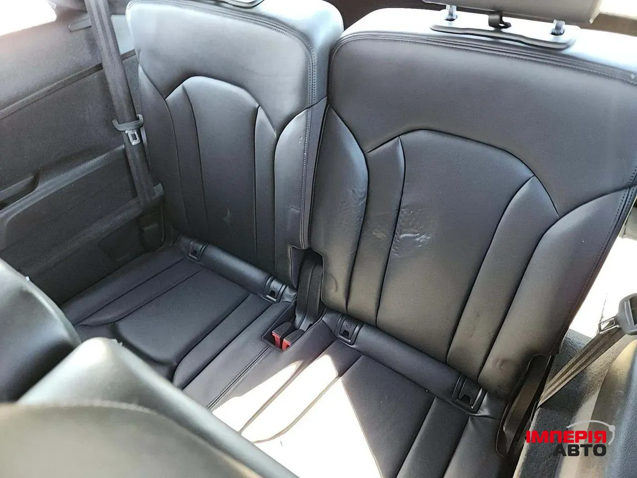 Audi Q7 - фото 8