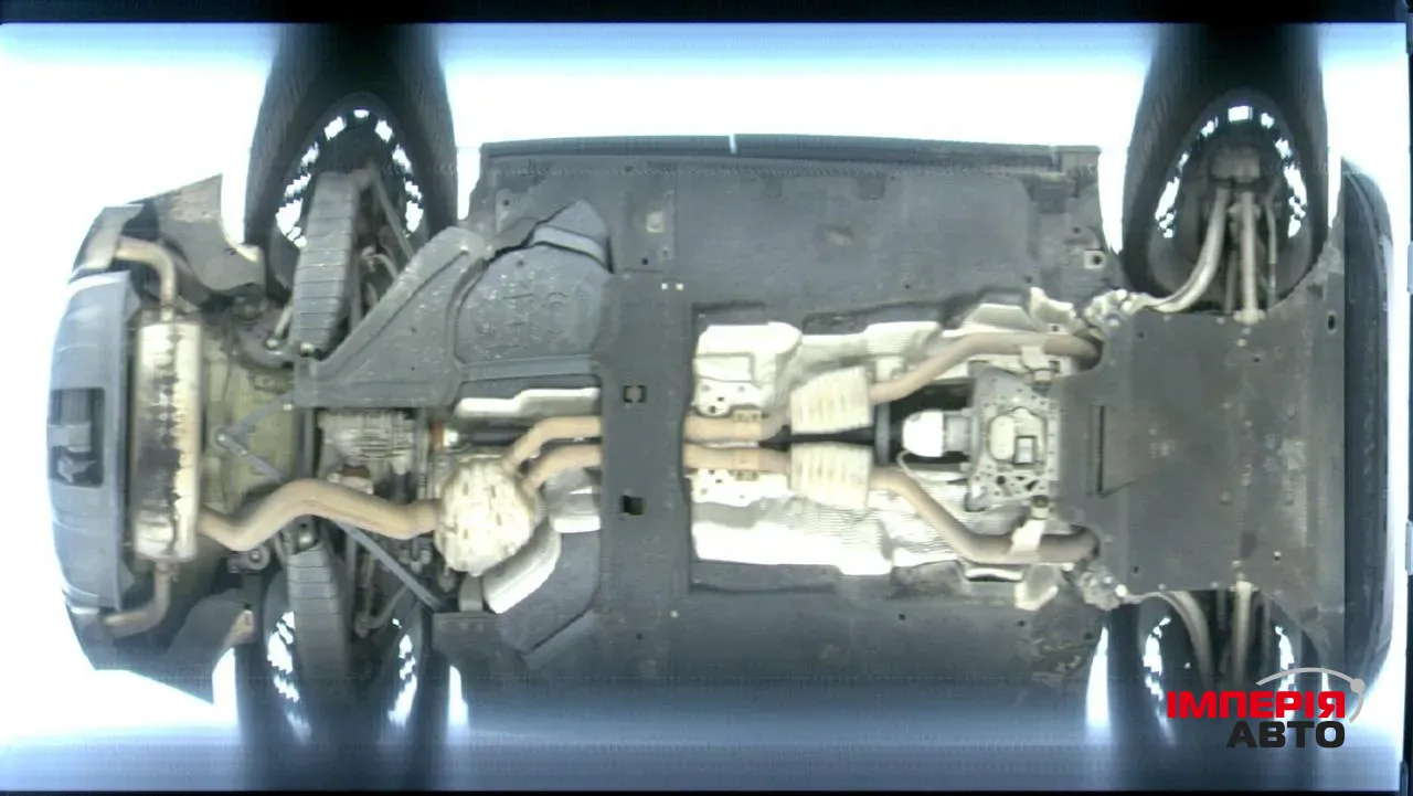 Audi Q7 - фото 11