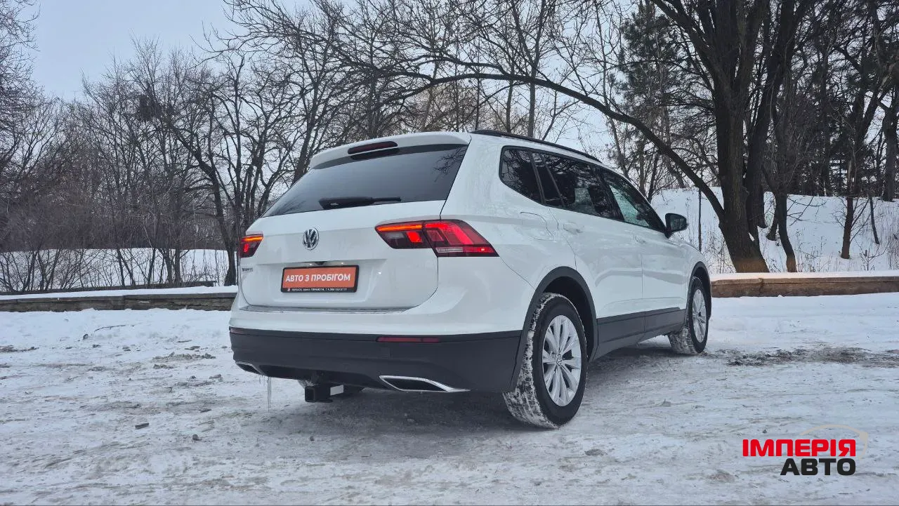 Volkswagen Tiguan - фото 6