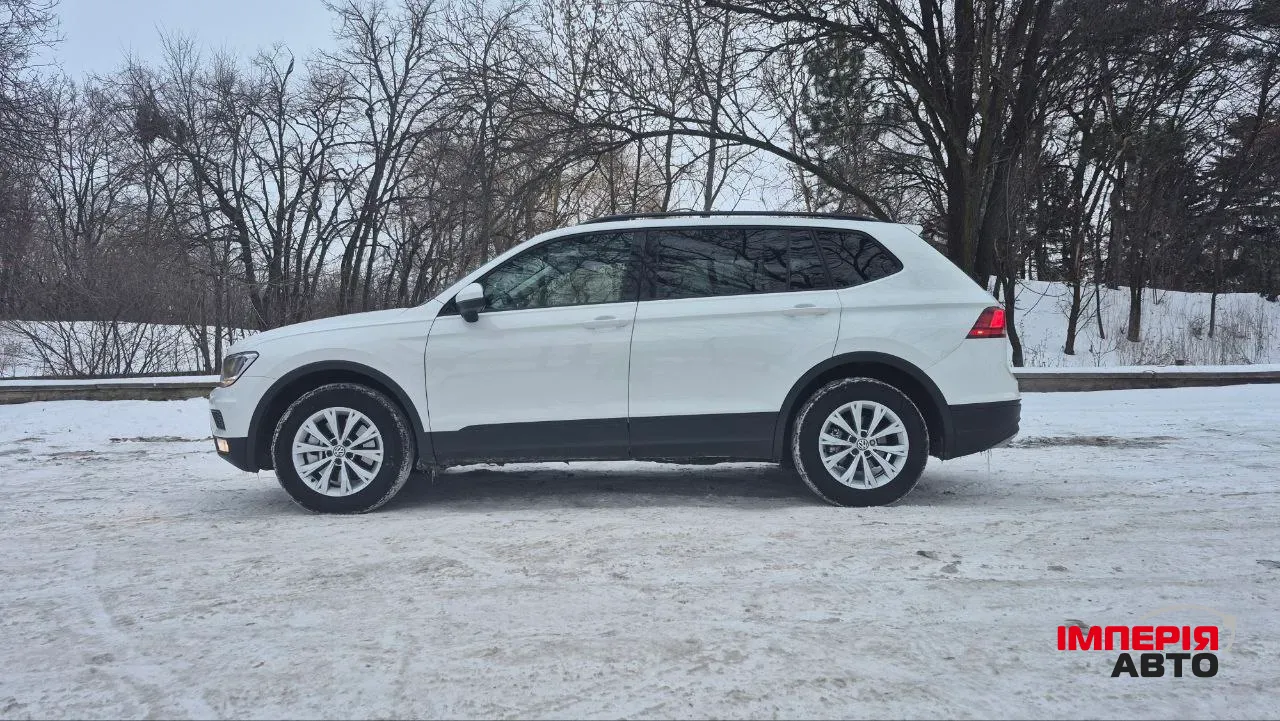 Volkswagen Tiguan - фото 4