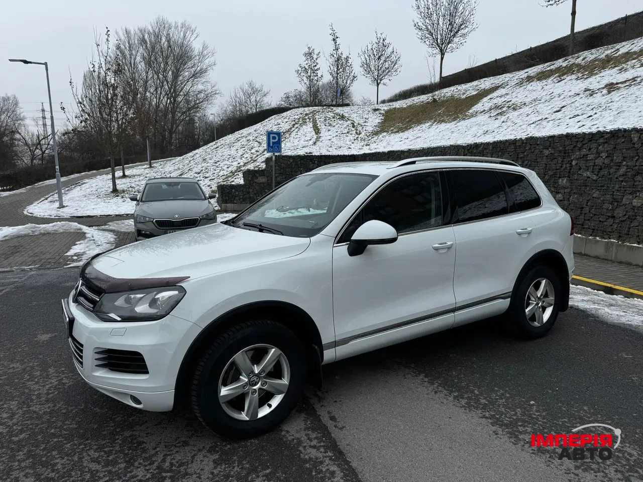 Volkswagen Touareg - фото 3