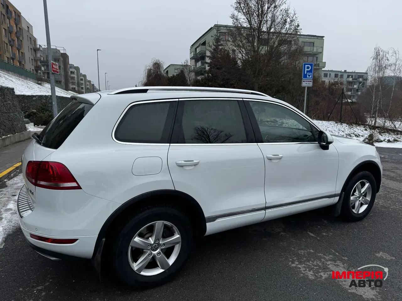 Volkswagen Touareg - фото 4