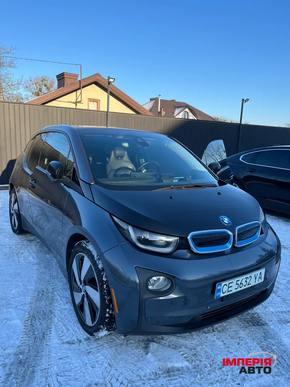 BMW i3 - фото 1