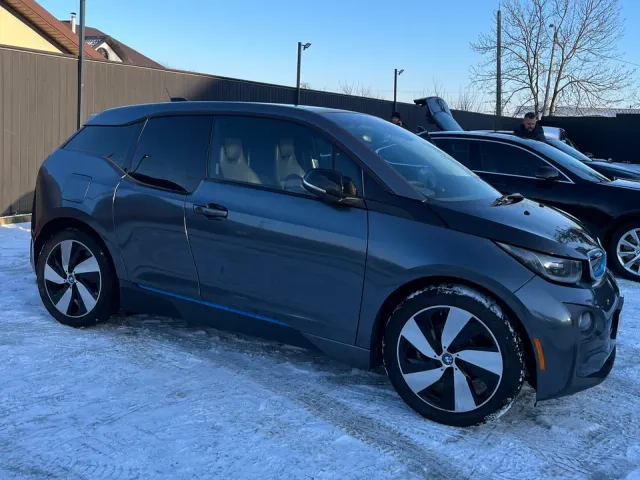 BMW i3 - фото 3