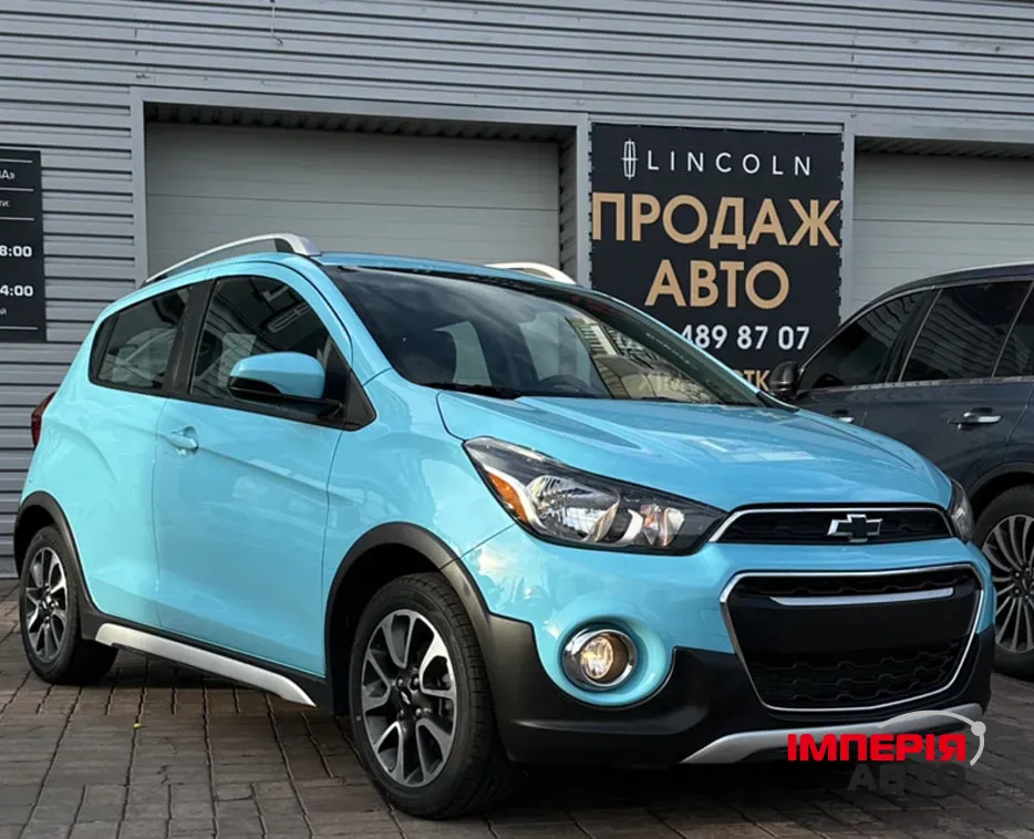 Chevrolet Spark - фото 1