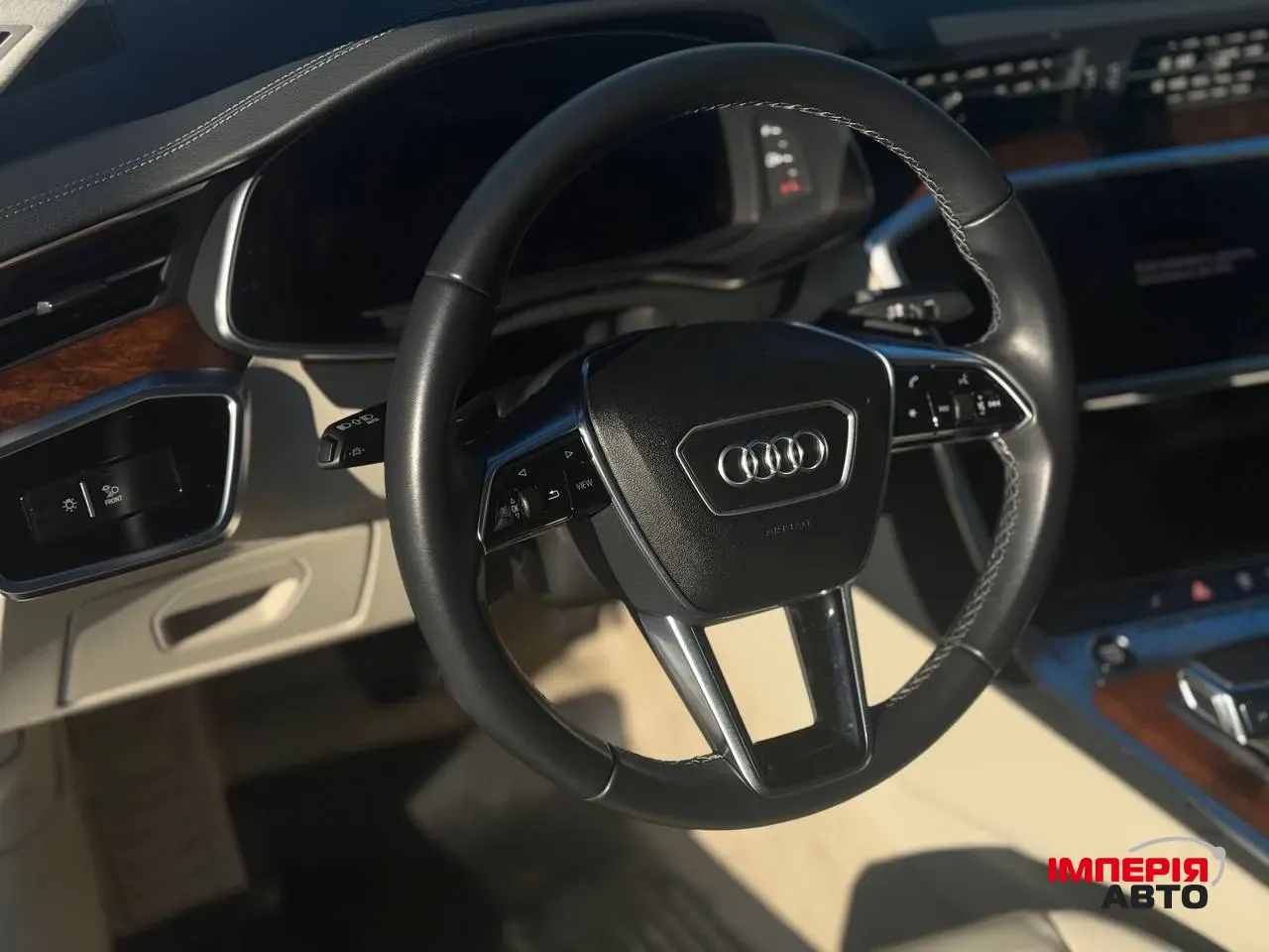 Audi A6 - фото 8