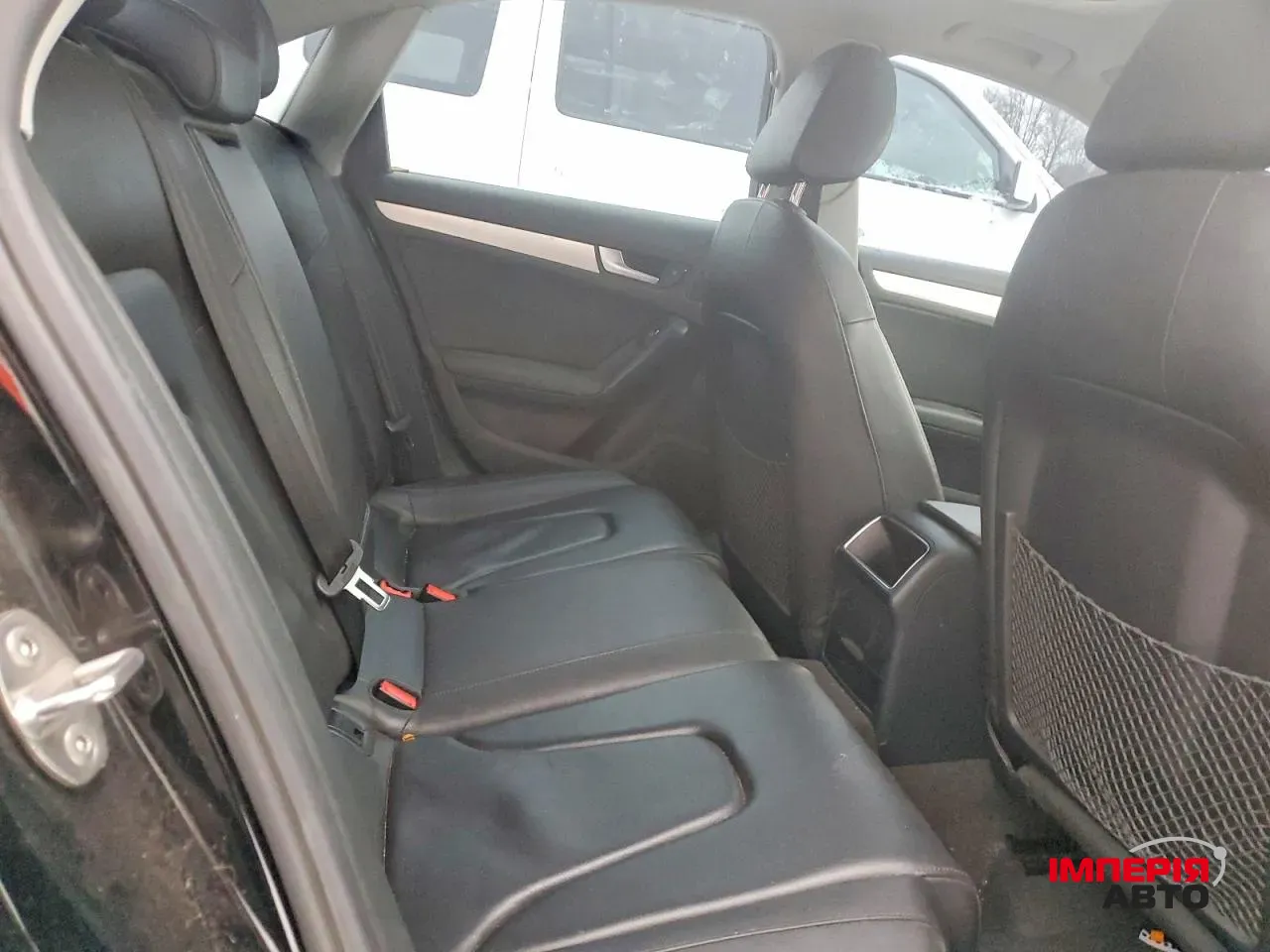 Audi A4 - фото 10