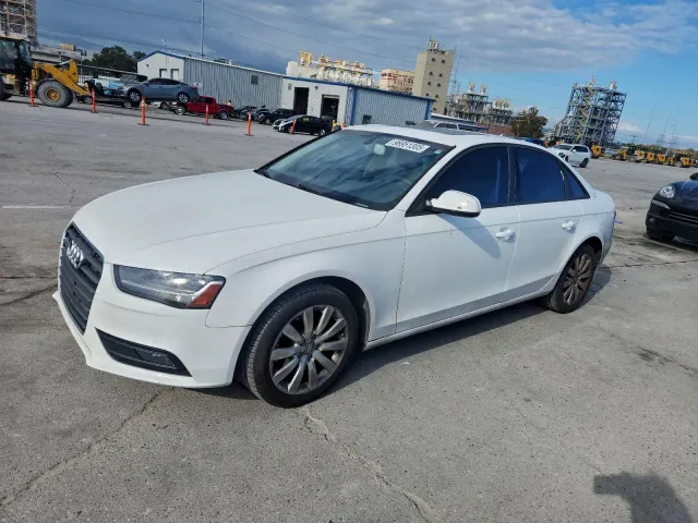 Audi A4 - фото 1