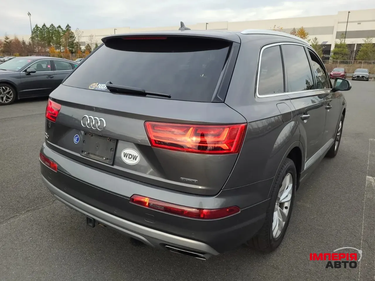 Audi Q7 - фото 6