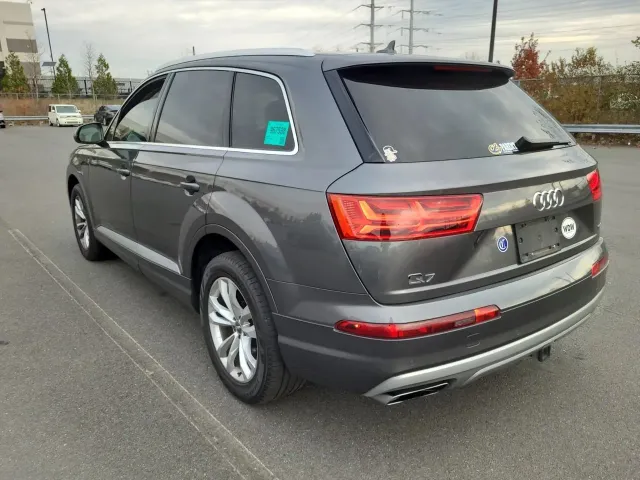 Audi Q7 - фото 4