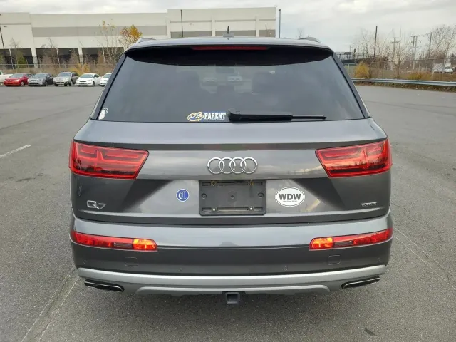Audi Q7 - фото 5