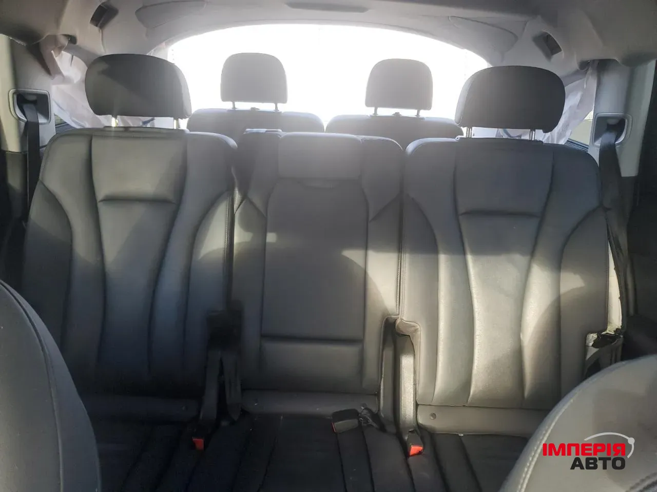 Audi Q7 - фото 10