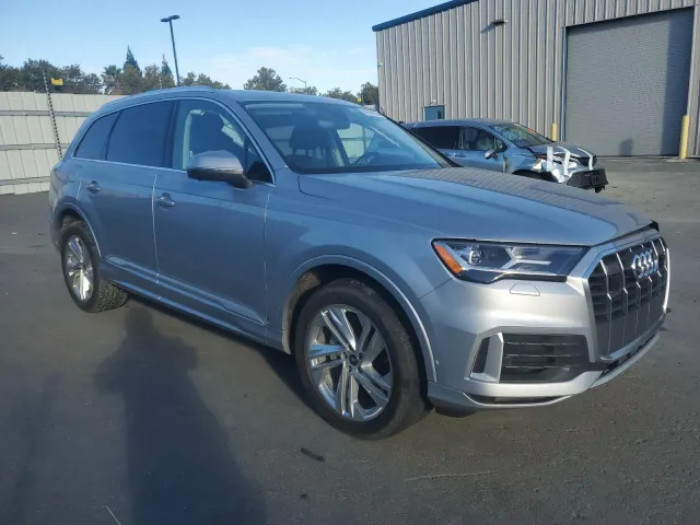 Audi Q7 - фото 4