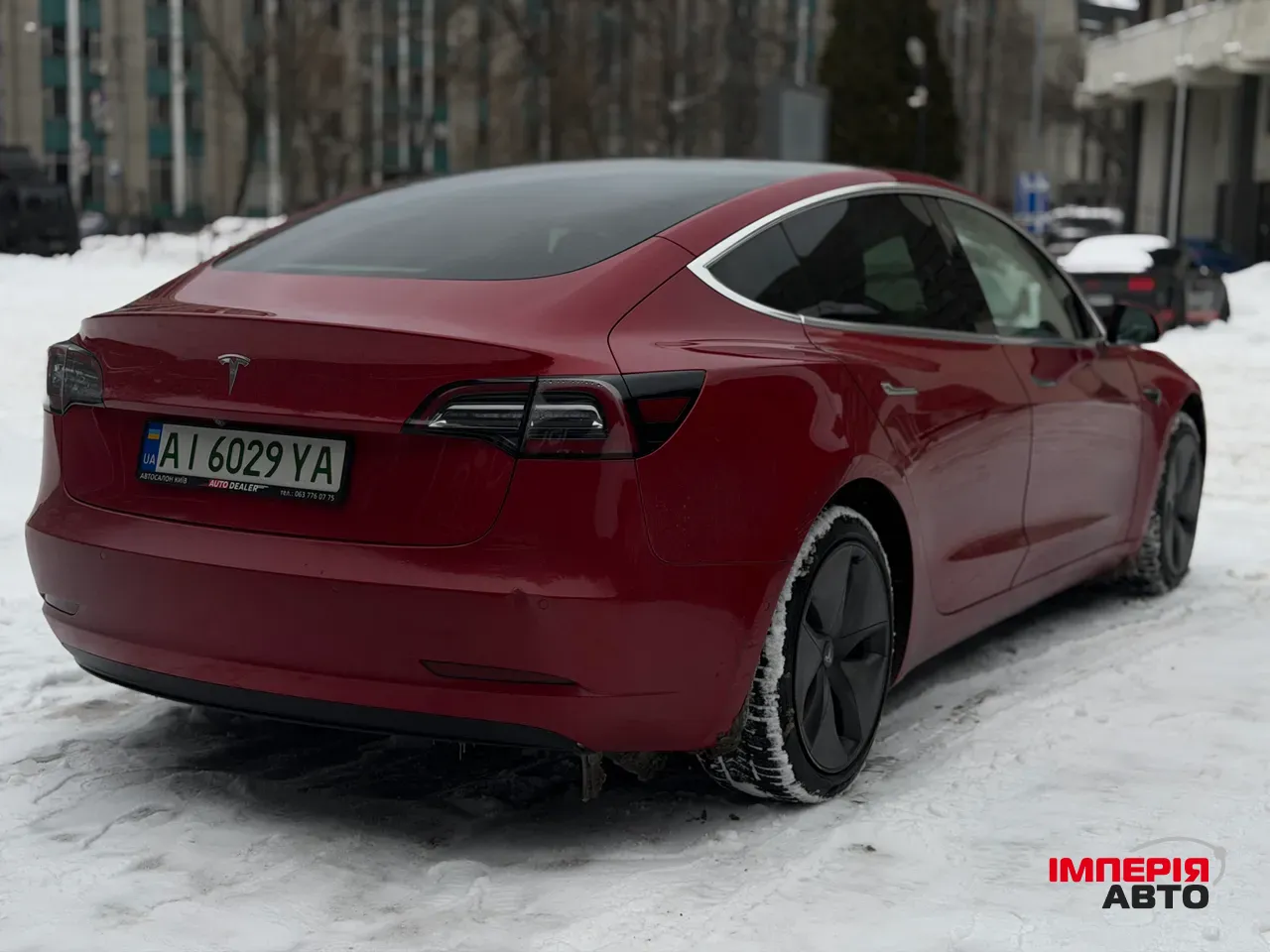 Tesla Model 3 - фото 4