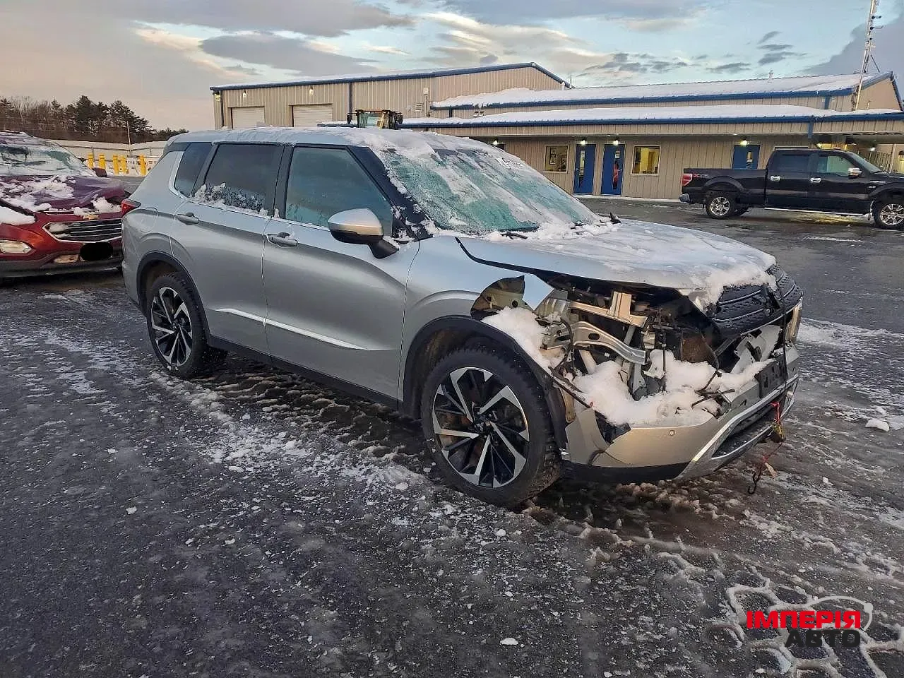 Mitsubishi Outlander - фото 3