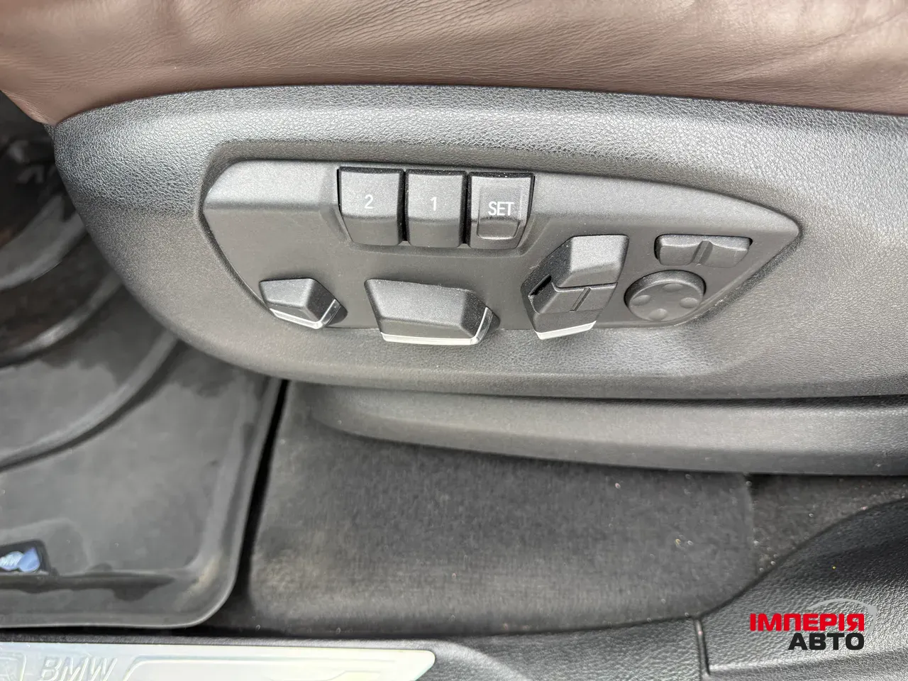 BMW X5 - фото 12