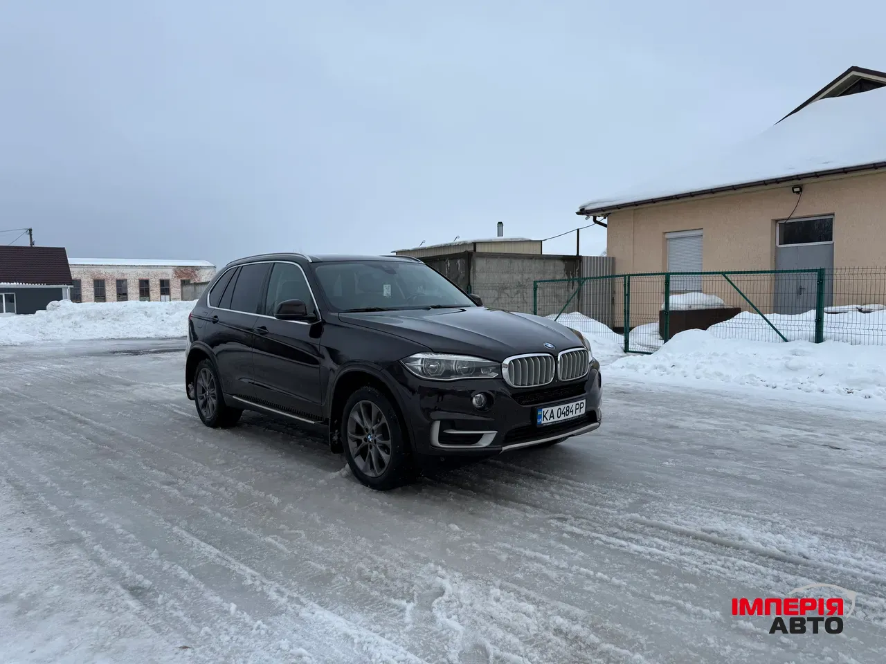 BMW X5 - фото 1