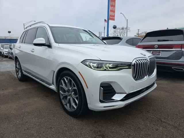 BMW X7 - фото 4