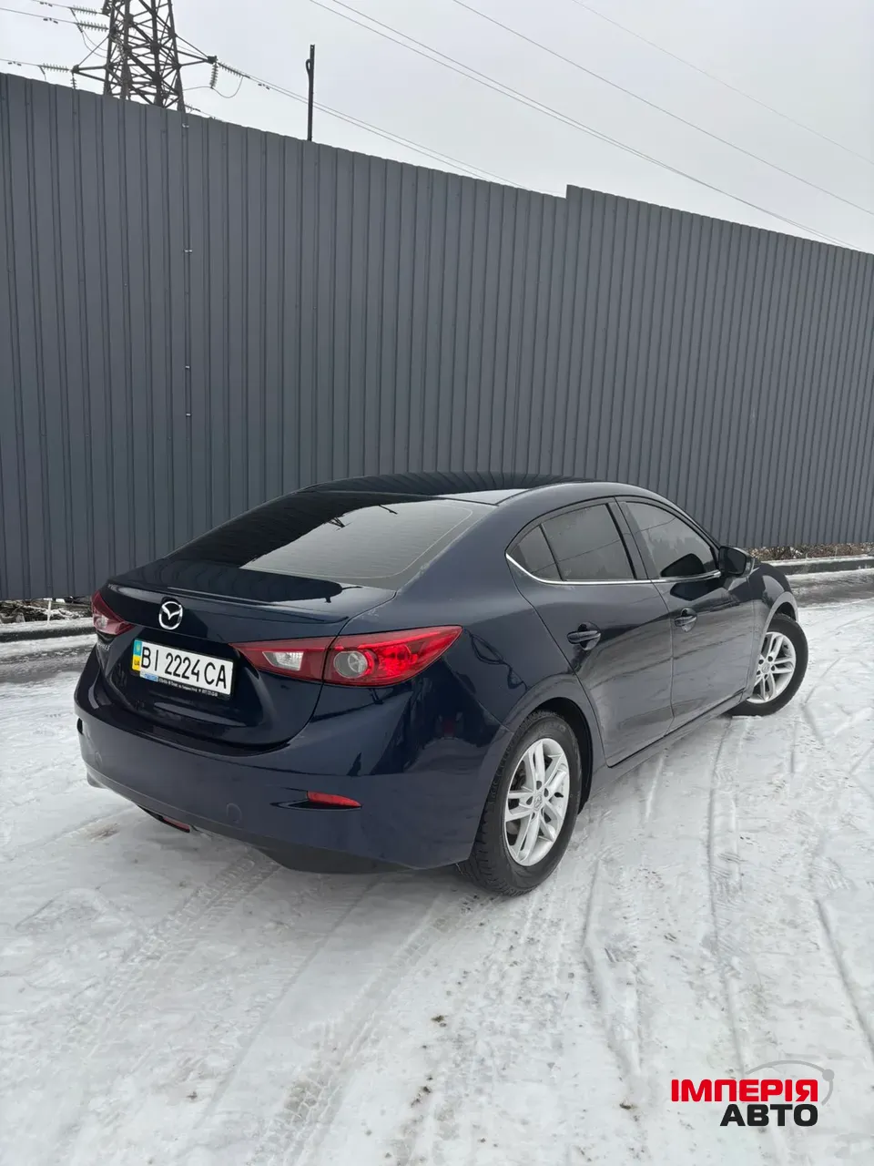 Mazda 3 - фото 3