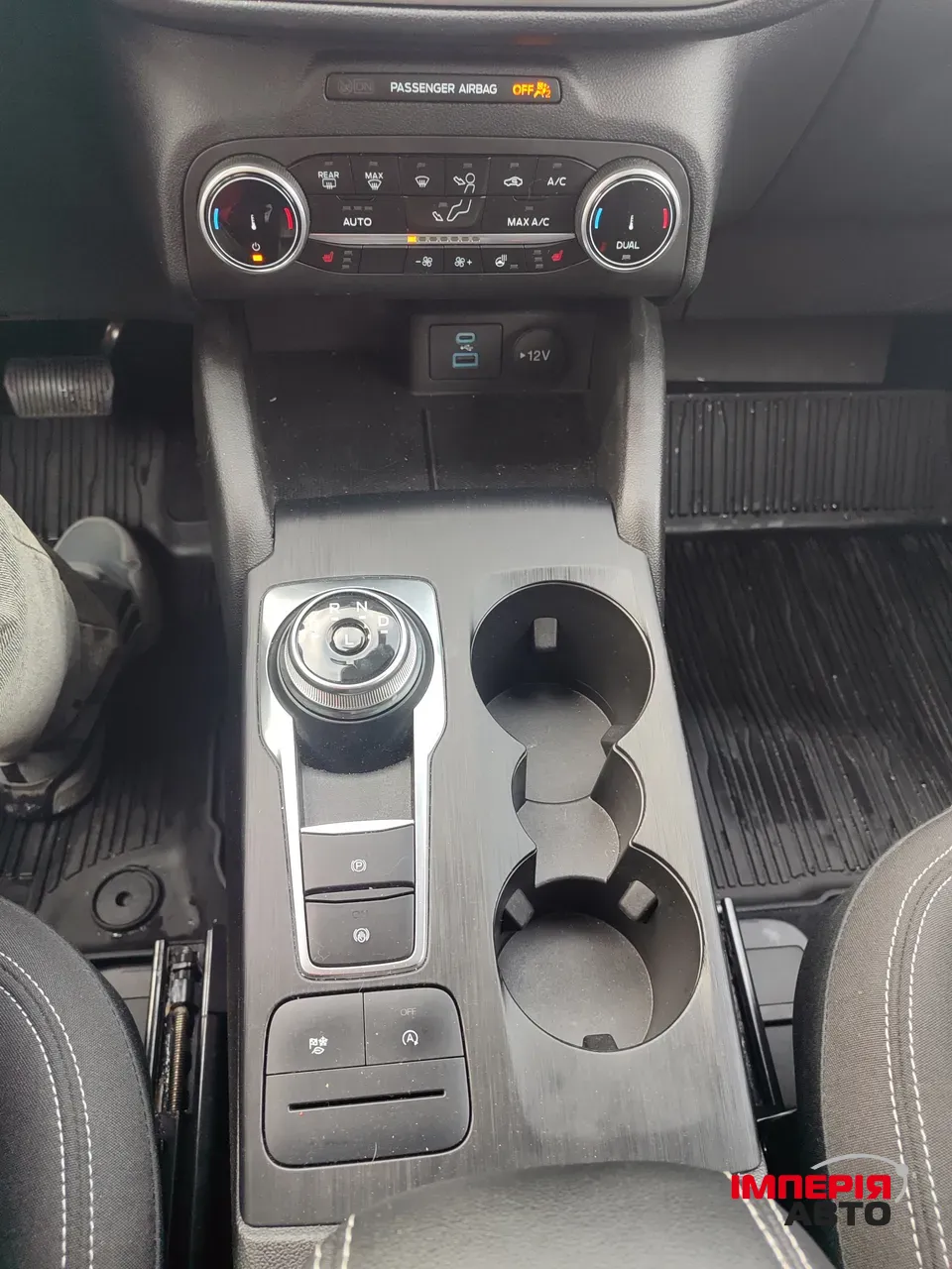 Ford Escape - фото 15