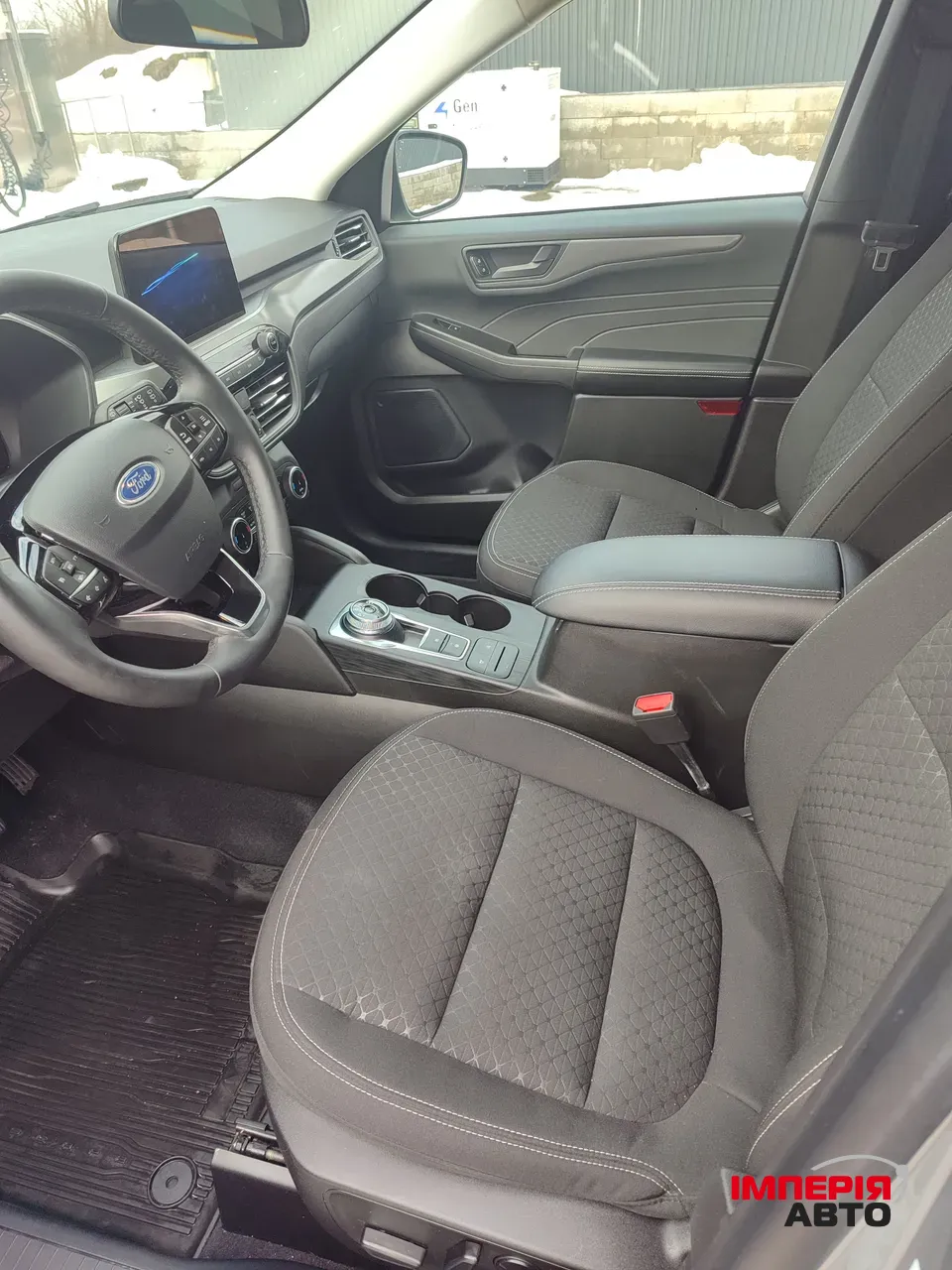 Ford Escape - фото 10