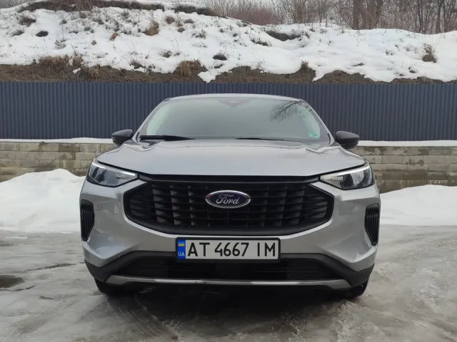 Ford Escape - фото 1