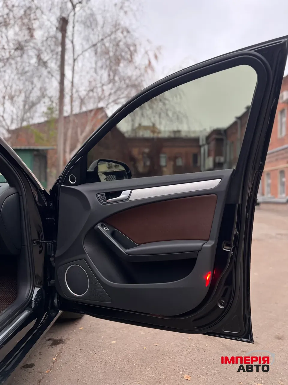 Audi A4 - фото 21