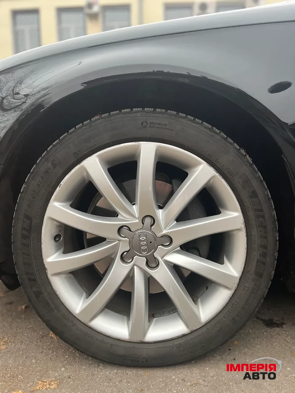 Audi A4 - фото 12