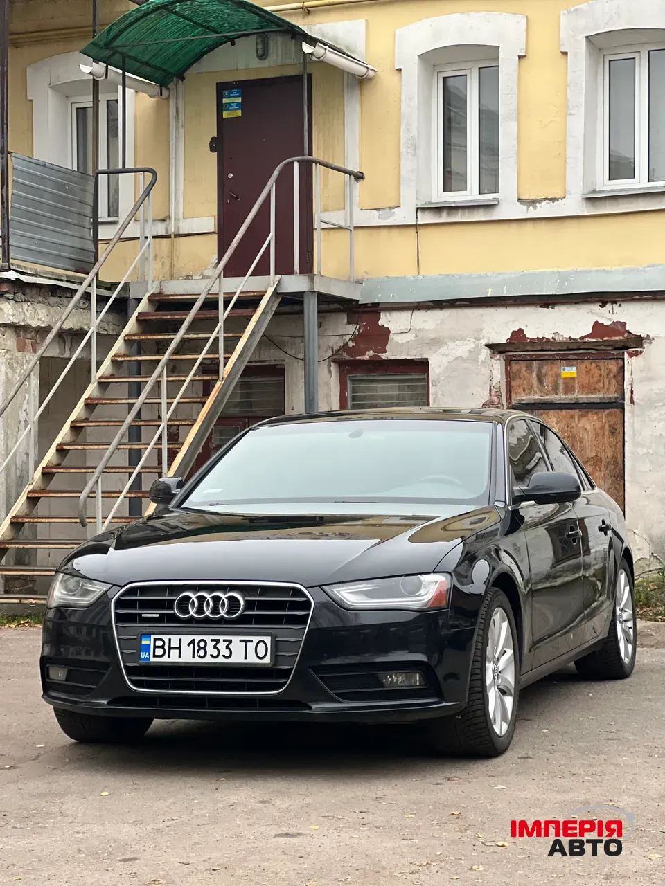 Audi A4 - фото 2