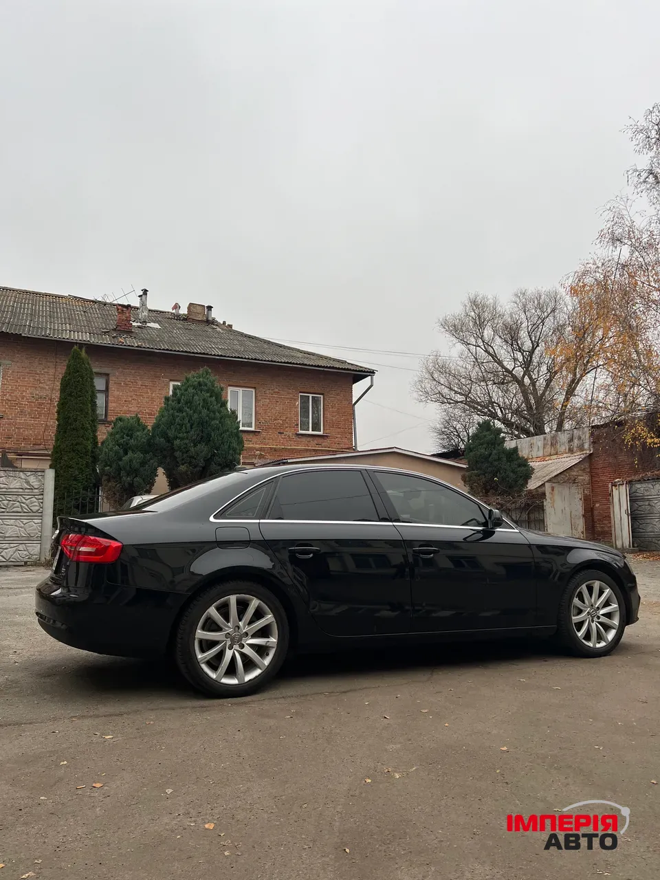 Audi A4 - фото 7