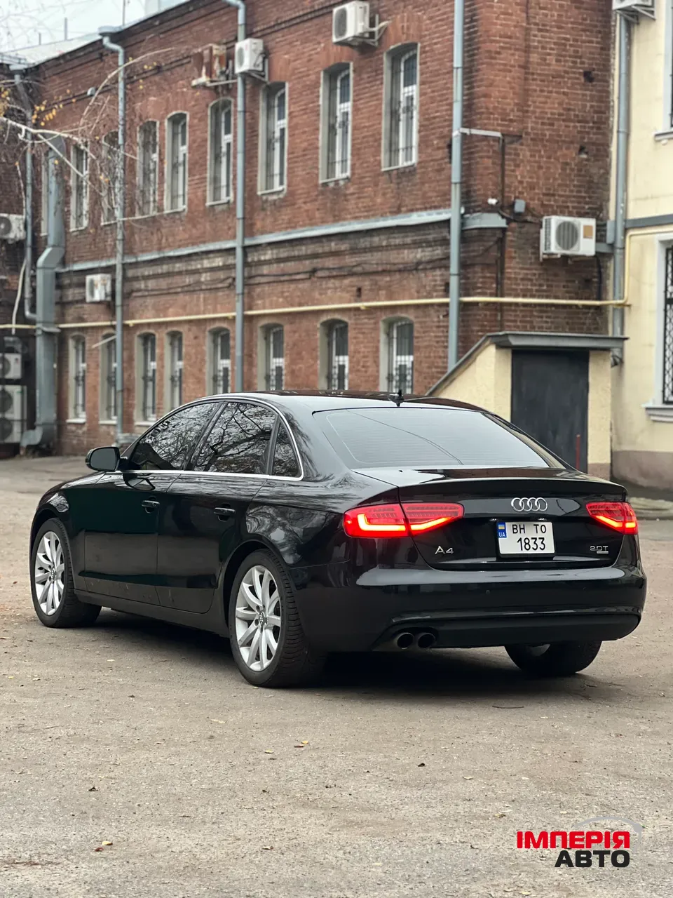 Audi A4 - фото 40