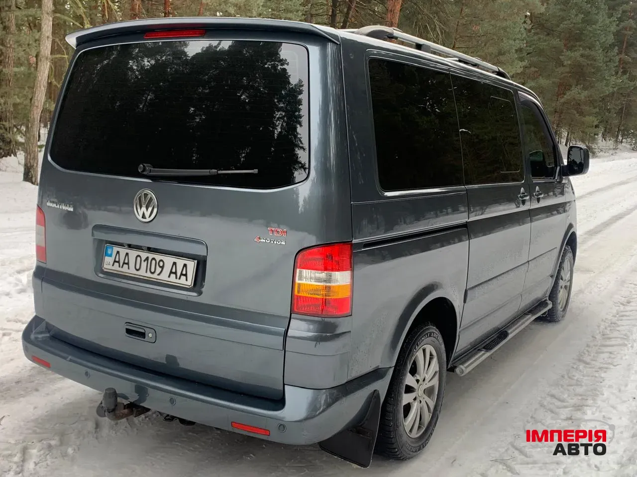 Volkswagen Multivan - фото 10