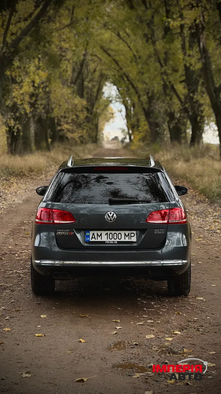 Volkswagen Passat - фото 8