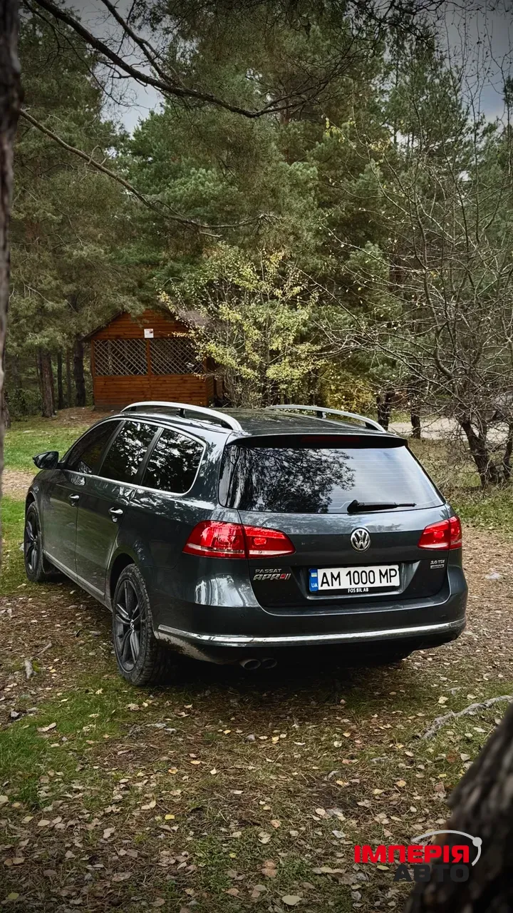 Volkswagen Passat - фото 4