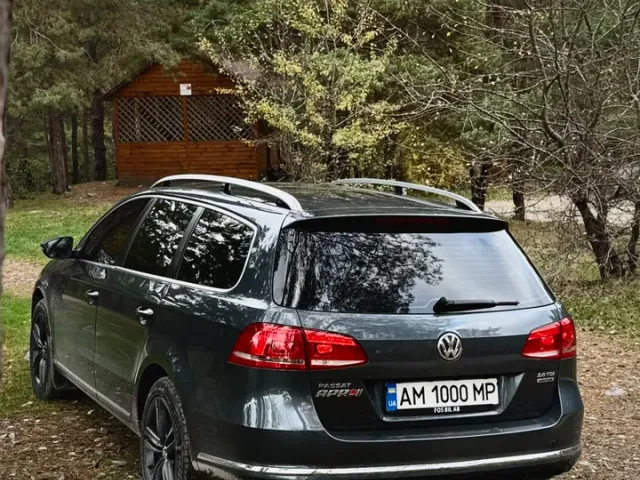 Volkswagen Passat - фото 4